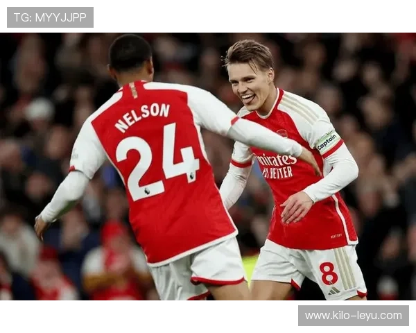 在阿森纳体系下厄德高与勒温表现分散驱动中场多点参与趋势