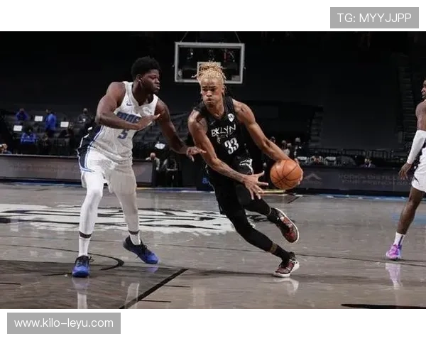 扎伊恩利用突破制造内线空间提升球队进攻效率